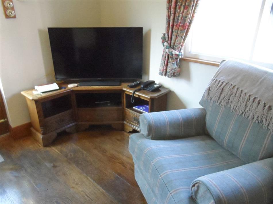 Potters Cottage (Ref 27797) in Little Blakenham, nr. Bramford cottage weekend and short