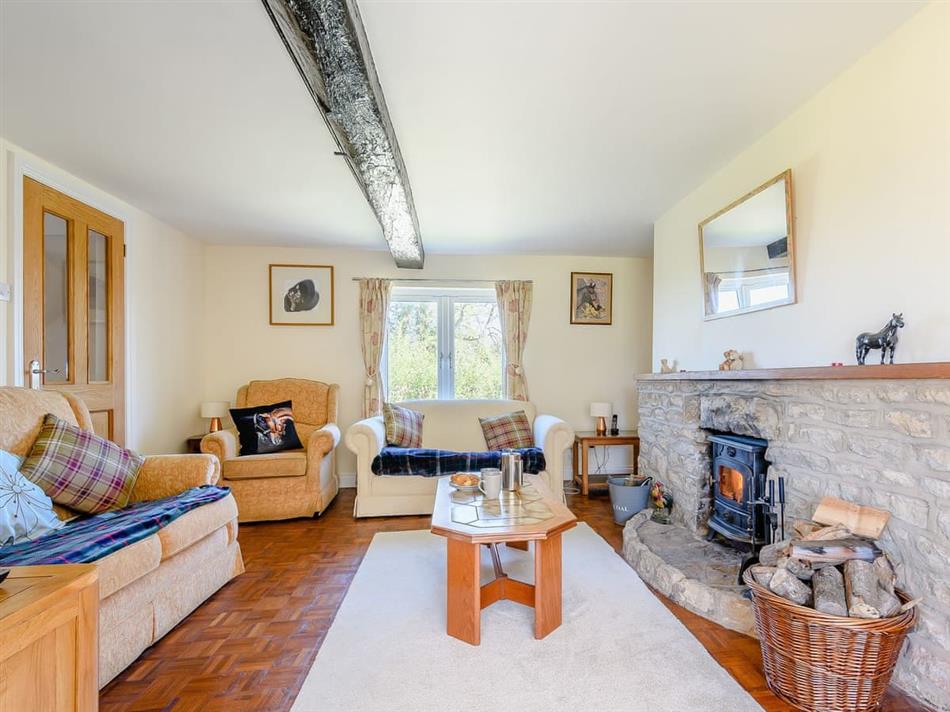Living room in Rathlin Cottage, Cambridge, near Lower Cam
