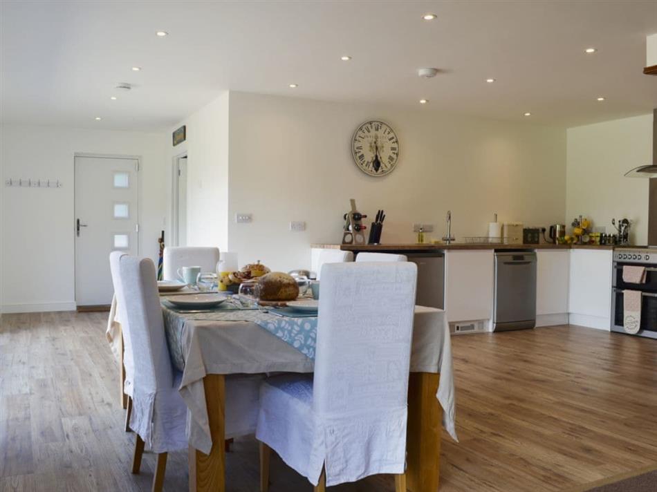 Reeds Farmhouse (Ref UKC2381) in Farnham cottage weekend and short breaks at Holiday