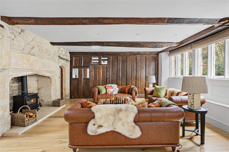 Living room in Starre House, Beer