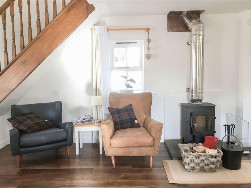 The Back House, 11 The Apostles (Ref UK39112) in Catacol, near