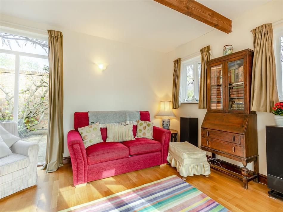 The Coach House (Ref PEEW) in Aldington, Ashford, Kent. cottage