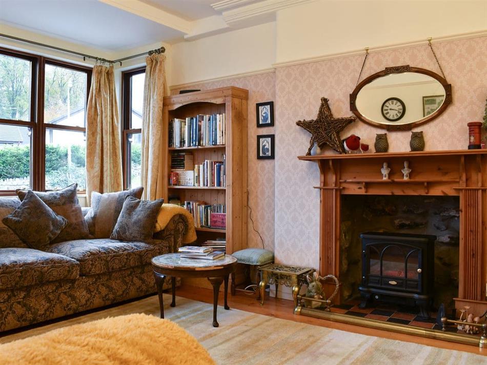 Grange Fell (Ref UK1342) in GrangeoverSands Pet Friendly cottage