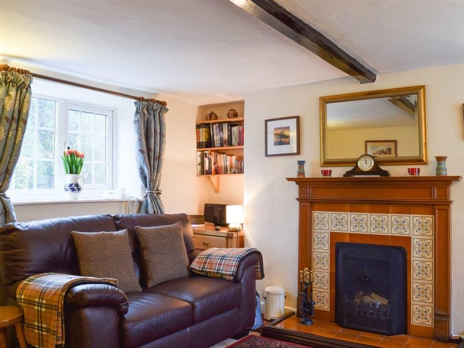 Westover Cottage (Ref NOL) in Nr. Abingdon, Oxon. Pet Friendly