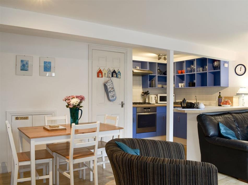 Windjammer Cottage (Ref UK32504) in Swanage Pet Friendly cottage