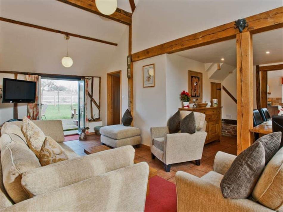 Woodside Barn Cottages (Ref BUH) in Friston, Saxmundham, Suffolk. Pet