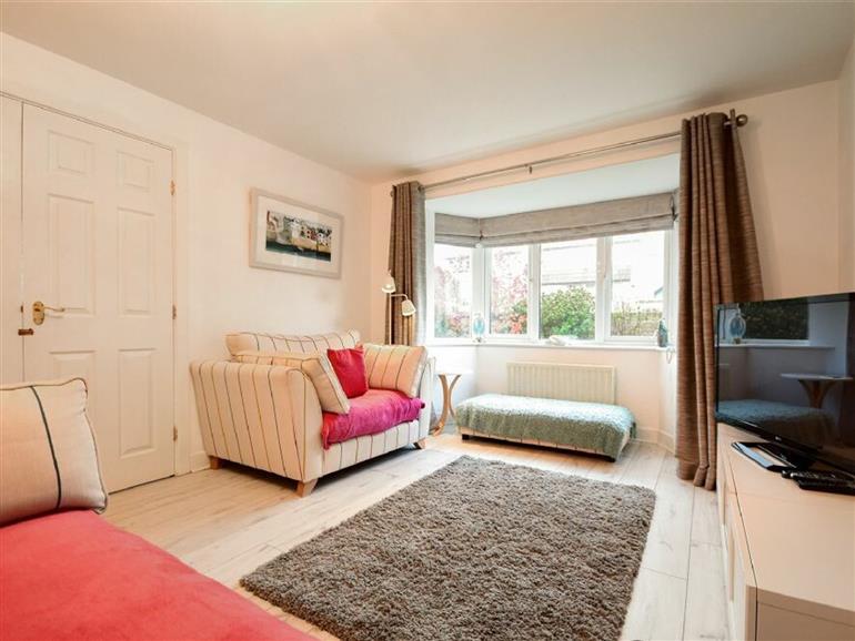 Ladyford House (1121889) Pet Friendly in Seahouses sleeps 5 people