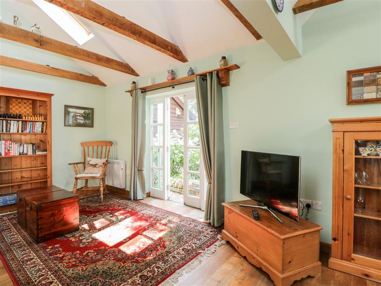 Little Barn (1132155) Pet Friendly in Yatton Keynell sleeps 4 people