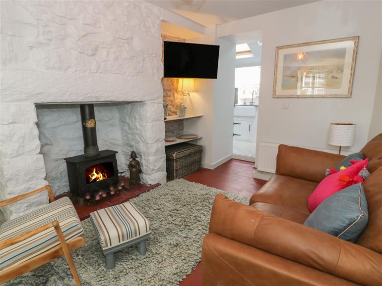 The living room at Llawenfan in Criccieth