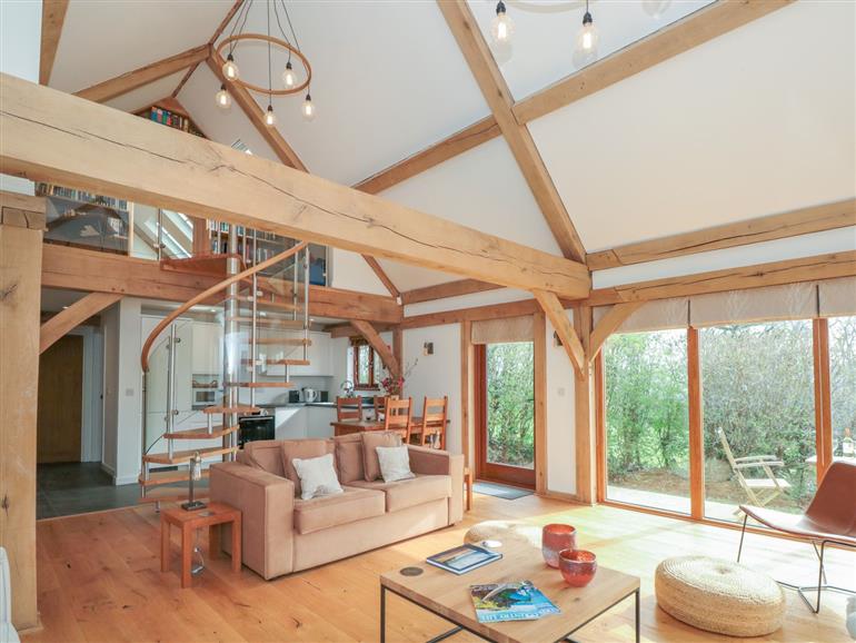 The living room at Oak Barn @ The Rookery in Buckland-tout-Saints near Kingsbridge