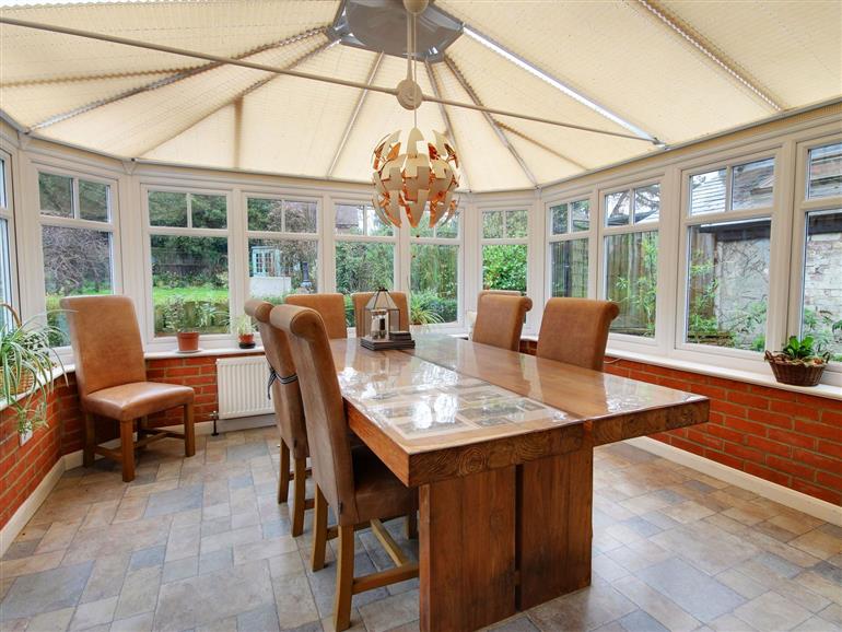 The living room at Oakapple Cottage near Lyndhurst