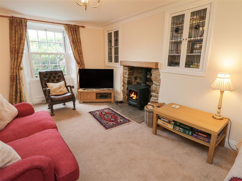 The living room at Springfield Cottage in Castleton