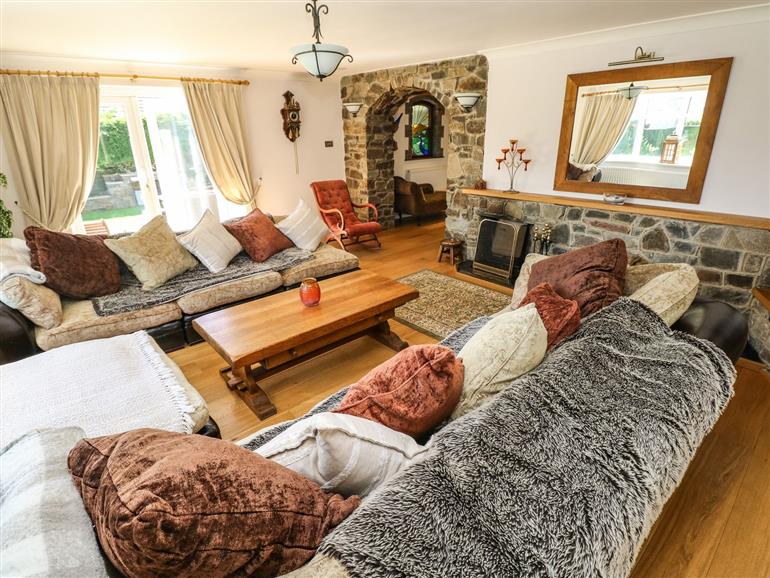 This is the living room at Sunnybrook in St Ishmael’s near Marloes