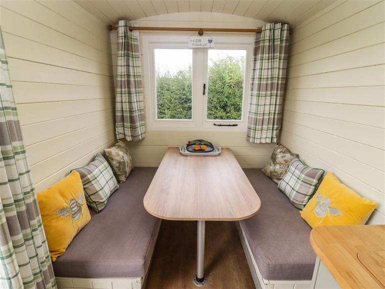 This is the living room at Two Hoots Huts in Faringdon