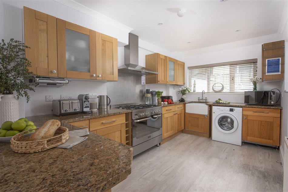 The kitchen in 7 Wheal Ayr, St Ives